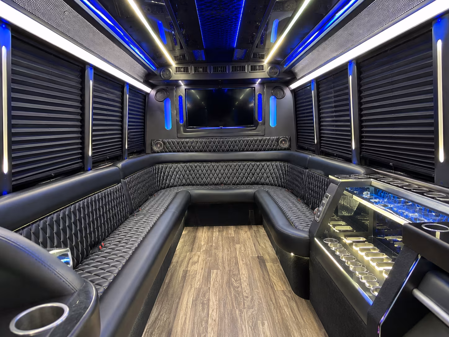 akron holiday party bus rental