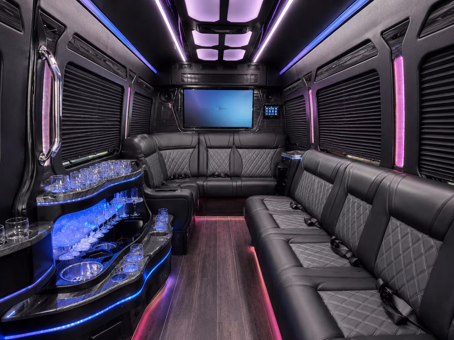 choosing the right bus size for your akron concert group is easy