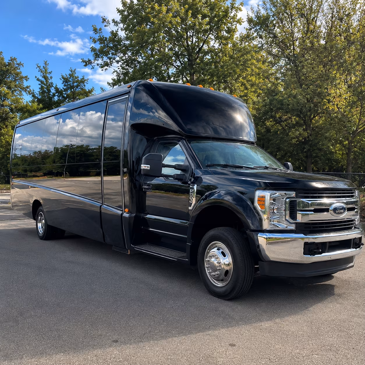 cuyahoga falls comfortable charter buses for government military personnel