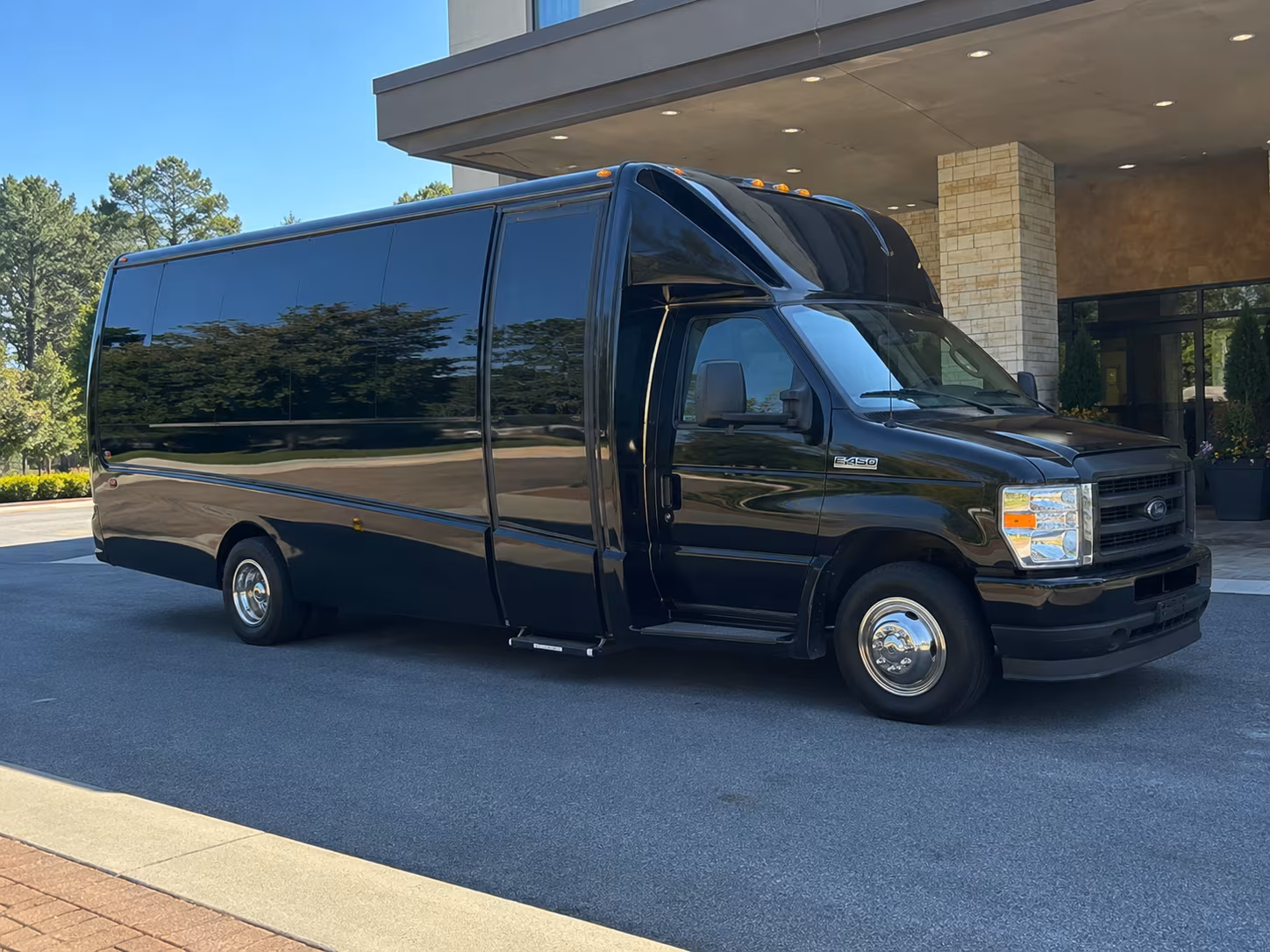 cuyahoga falls seamless transportation between wineries for your group