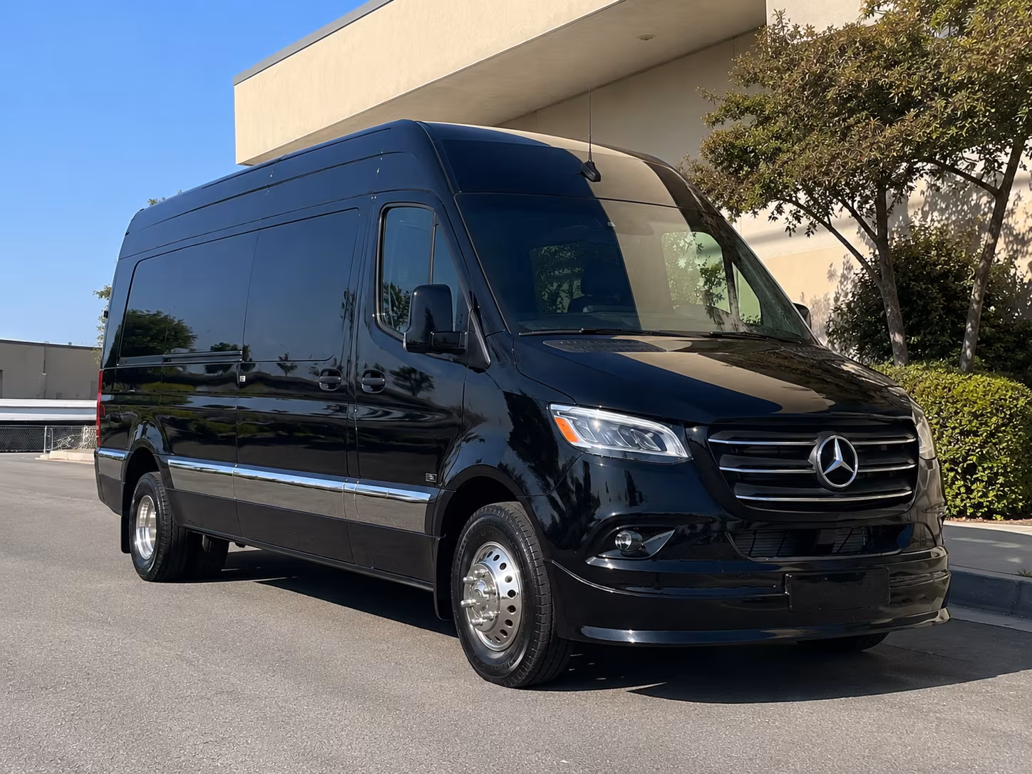 elyria airport transfer shuttles