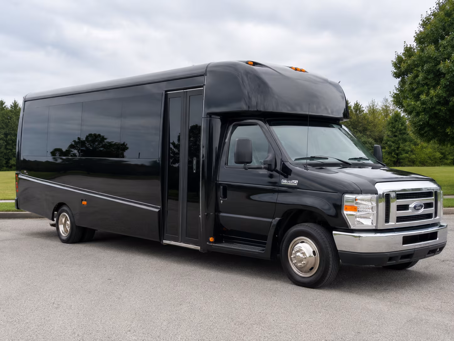 elyria book your elyria long distance charter bus rental