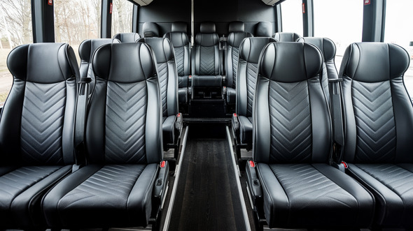 15 passenger minibus rental akron