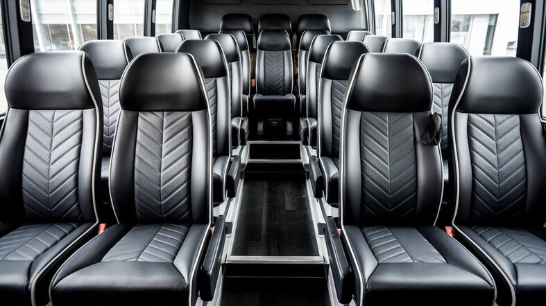 25 passenger minibus rental cuyahoga falls