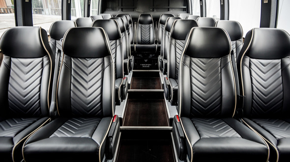 35 passenger minibus rental akron