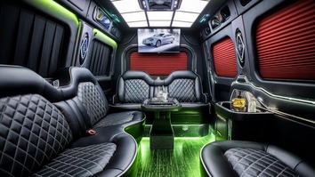 akron sprinter limo rental inside